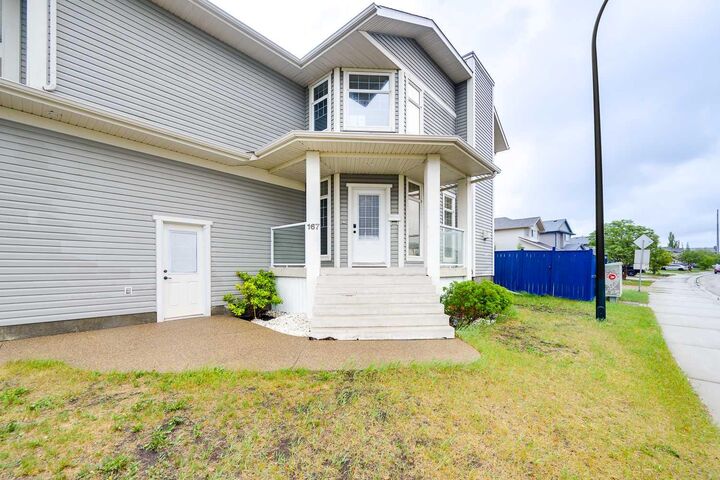 Property Photo:  167 Addington Drive  AB T4R 3L2 
