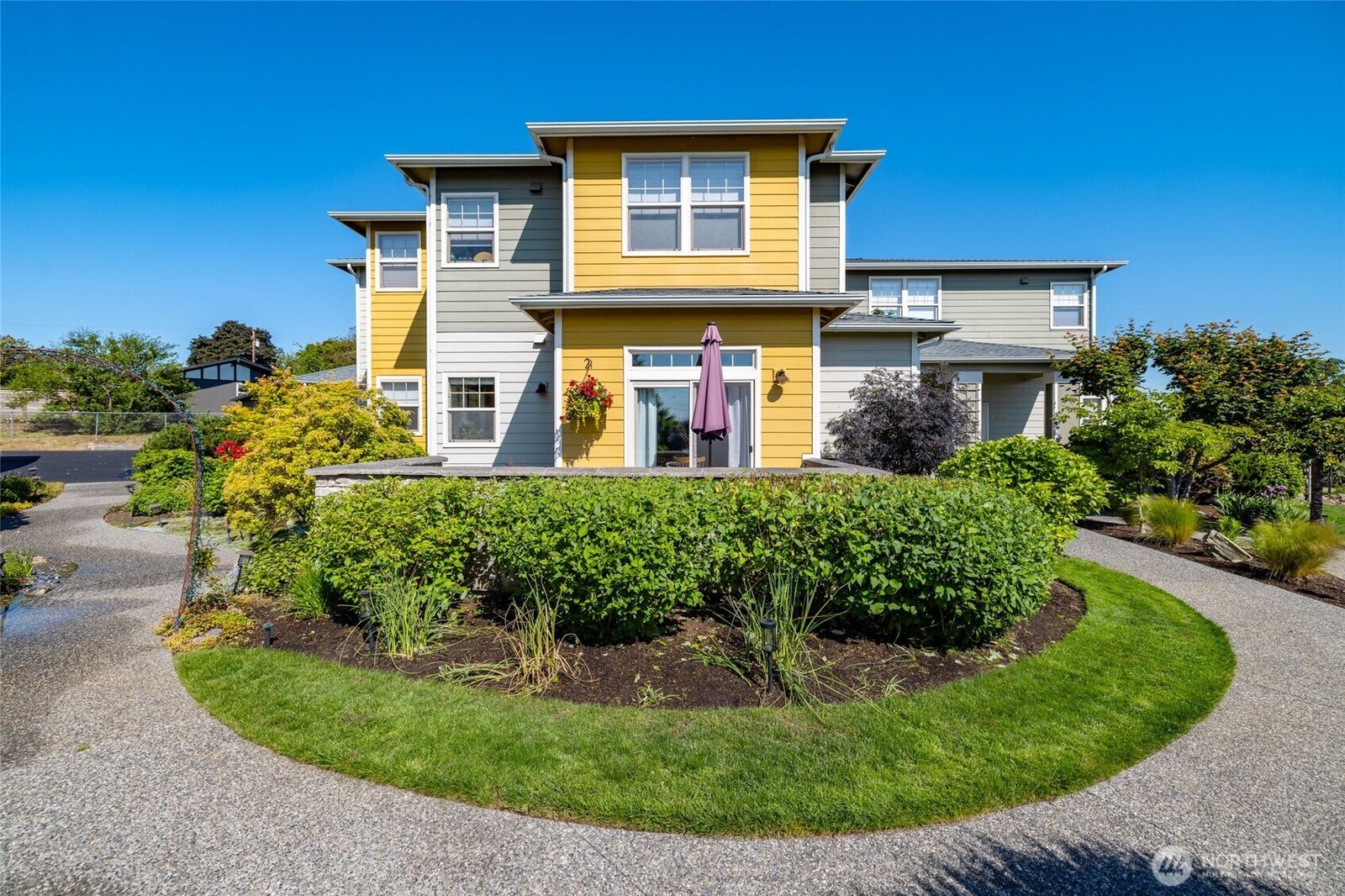 Property Photo:  2026  I Avenue 2  WA 98221 