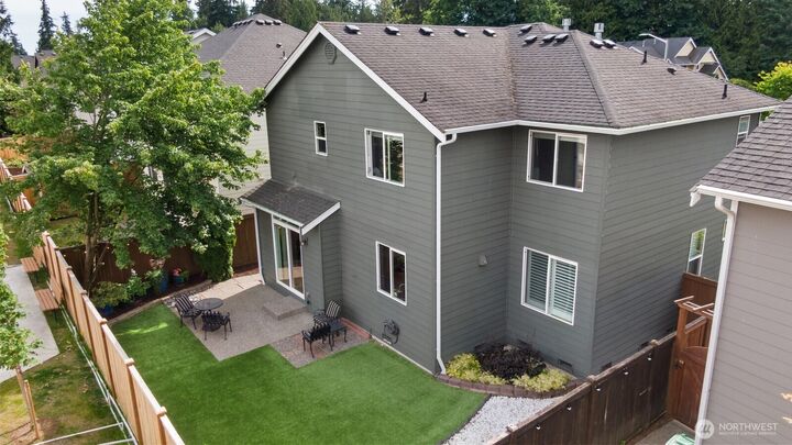 Property Photo:  20031  11th Avenue W  WA 98036 