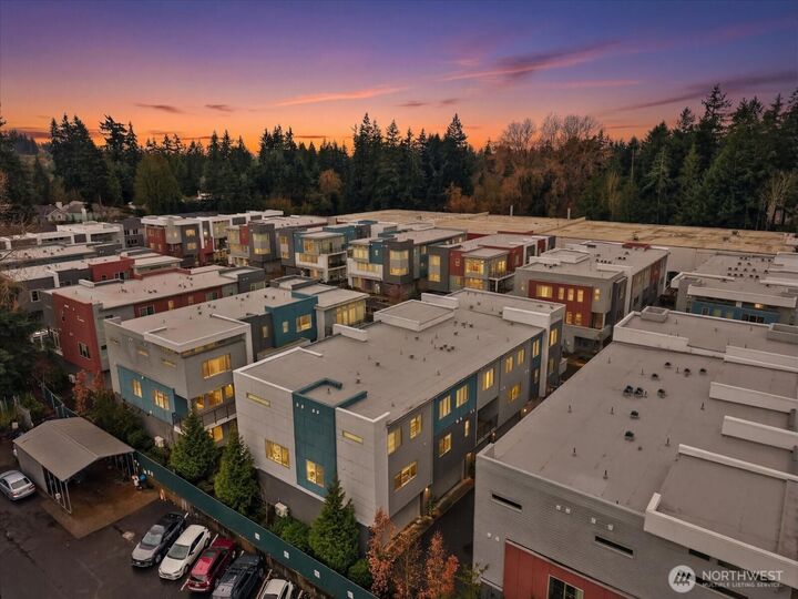 Property Photo: 11522 117th Lane NE 4 WA 98034