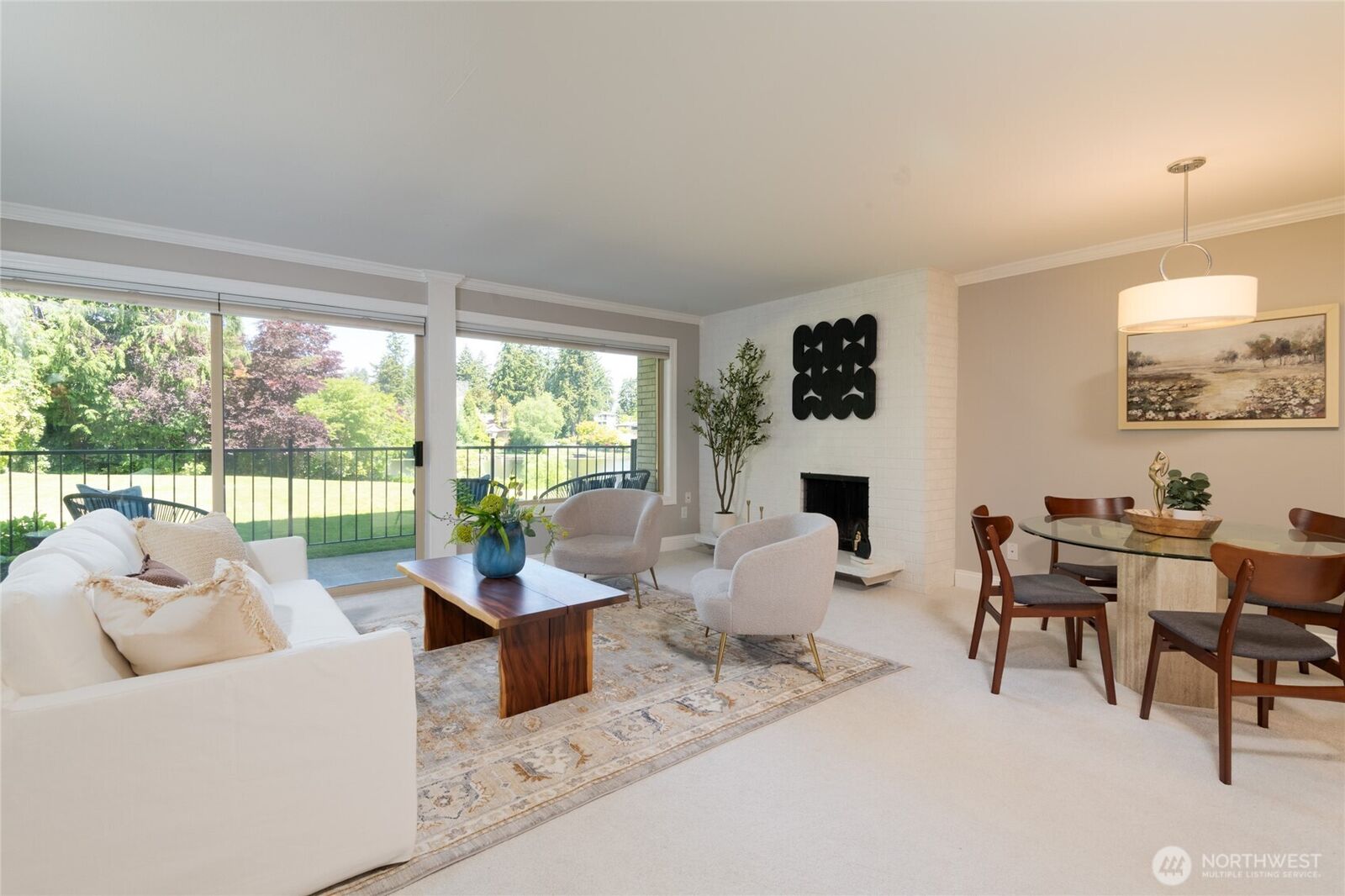 Property Photo:  322 N 134th Street 104  WA 98133 