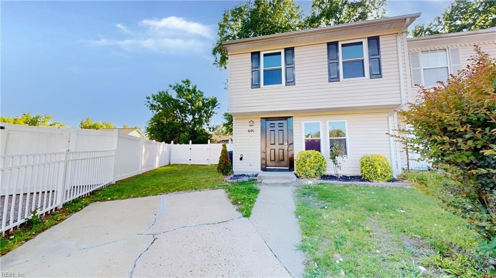 Property Photo:  601 Cedar Springs Ct  VA 23462 