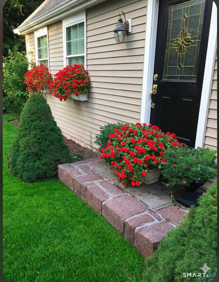 Property Photo:  143 Belleview Avenue  CT 06489 