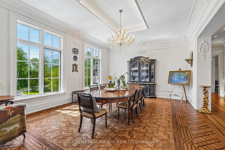 Property Photo: 105 King Hills Lane ON L7B 1A3