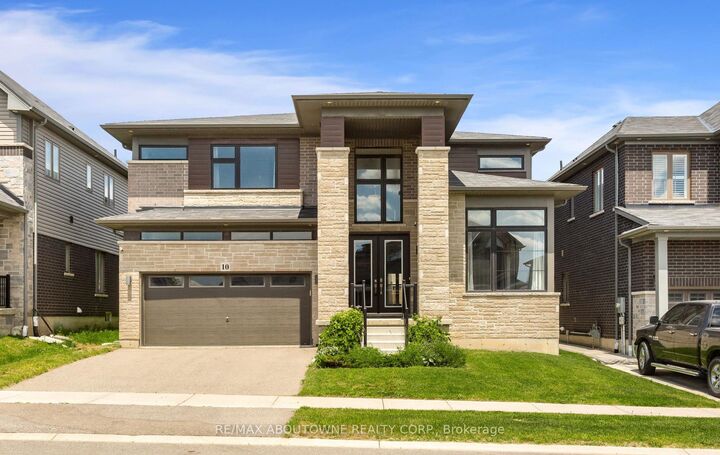 10 McGovern Lane — photo 1