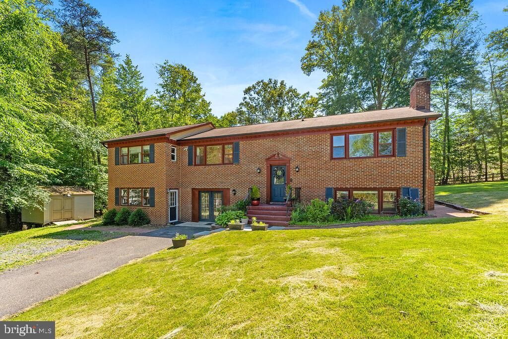 Property Photo:  5 Serene Court  VA 22556 