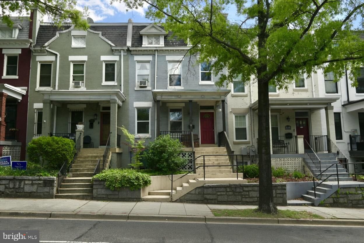 Property Photo: 117 Rhode Island Avenue NE DC 20002