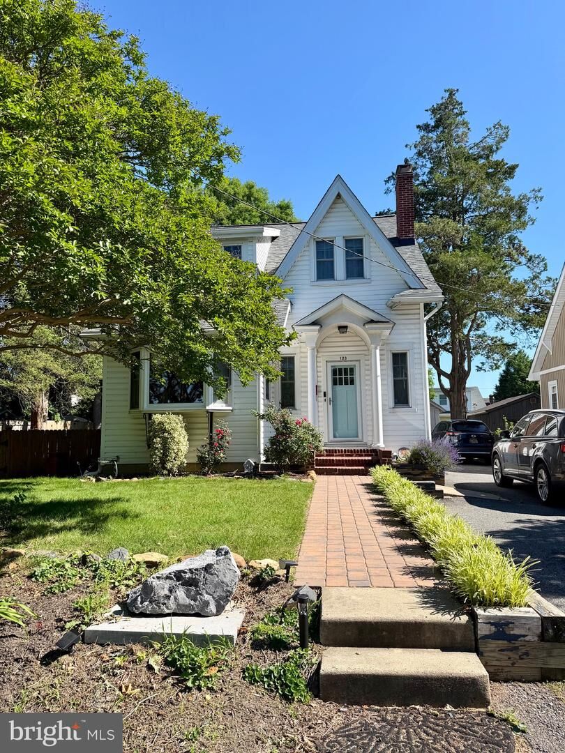 Property Photo: 123 Catalpa Avenue DE 19804