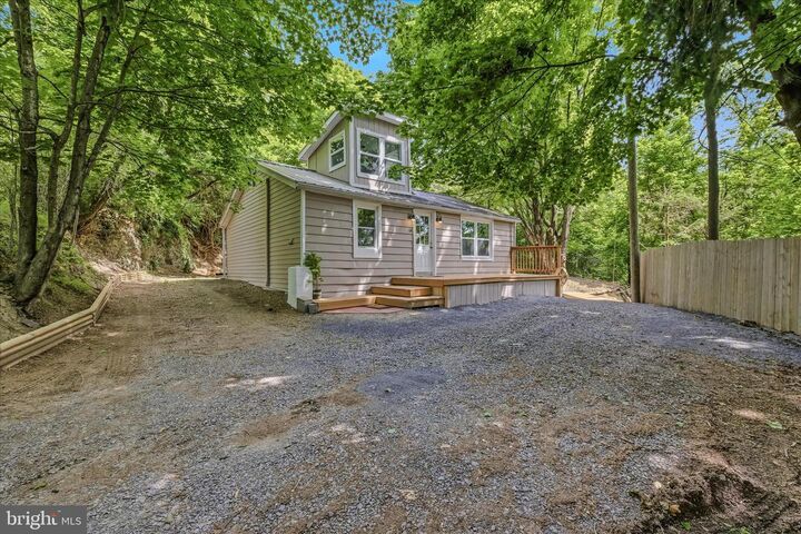 Property Photo:  64 Hobday Lane  WV 25411 