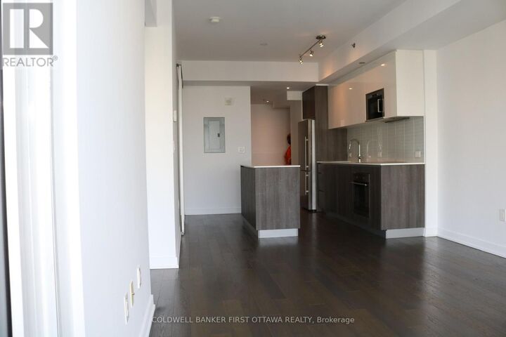 Property Photo:  199 Slater Street 2013  ON K1P 5N5 
