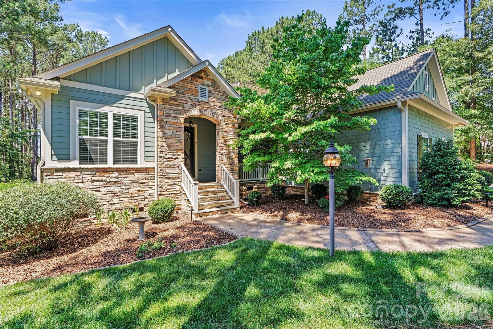 Property Photo:  108 Heron Cove Drive  NC 28120 