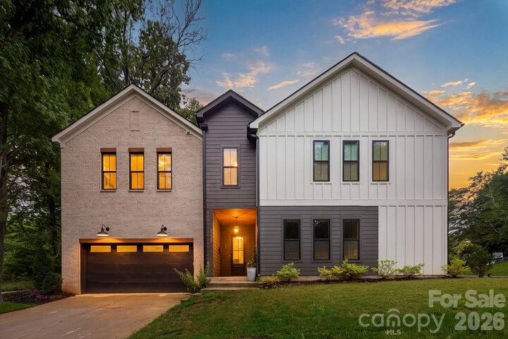 Property Photo: 1602 Herrin Avenue NC 28205