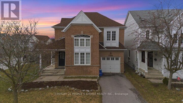 Property Photo:  1456 Lyncroft Crescent  ON L1K 2P4 