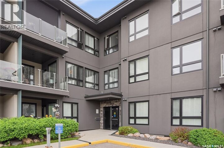 Property Photo:  216 223 Evergreen Square  SK S7S 1N1 