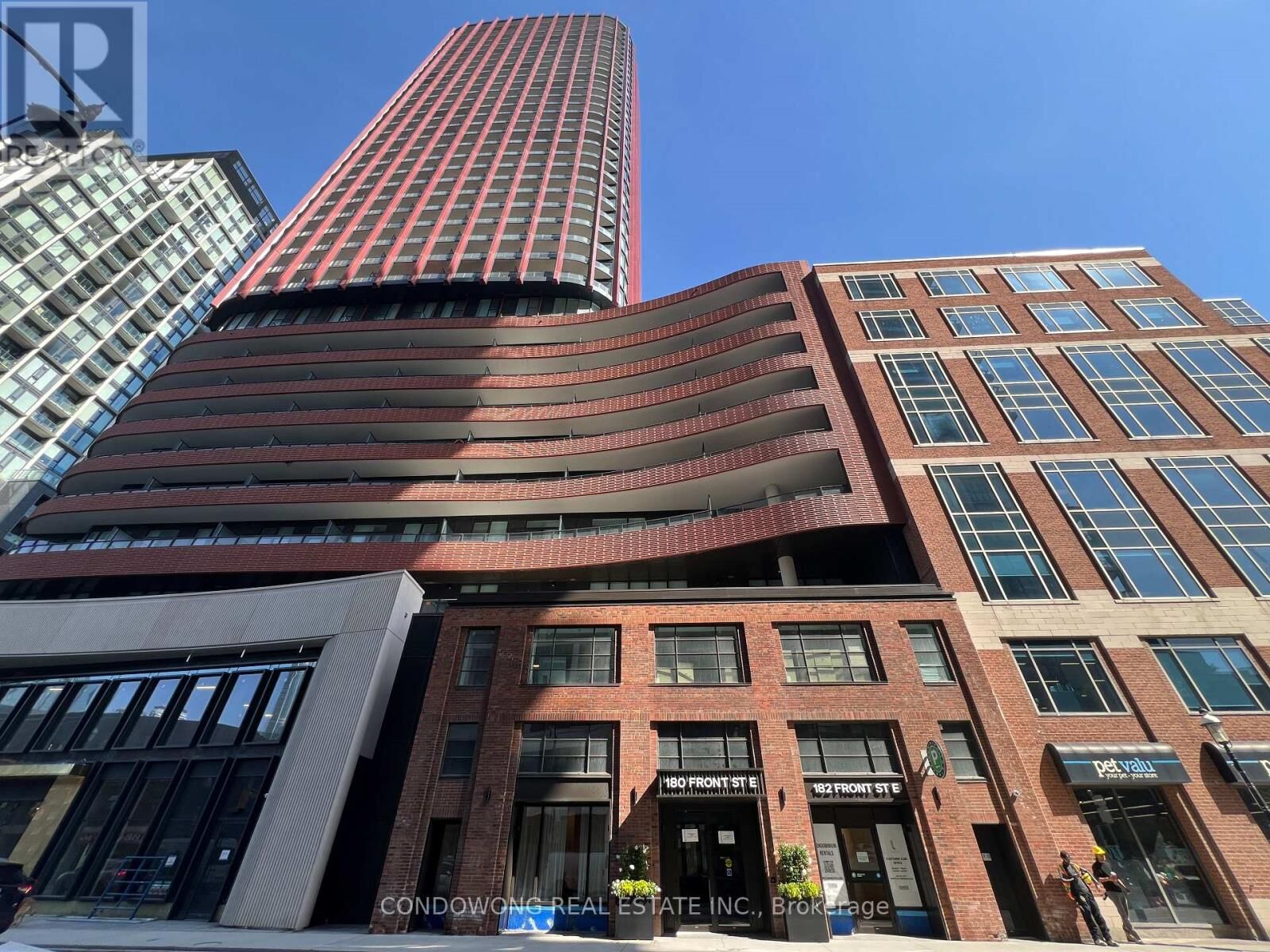 Property Photo:  180 Front Street East 2601  ON M5A 0A9 