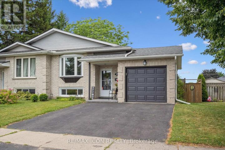 Property Photo:  40 Abeles Avenue  ON N3L 3N9 
