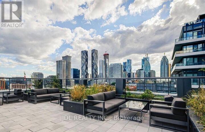 Property Photo:  70 Princess Street 701  ON M5A 0X6 