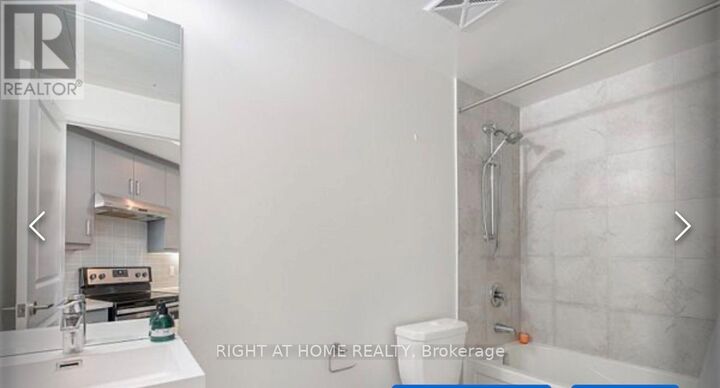 Property Photo:  17 Zorra Street 1404  ON M8Z 0C8 