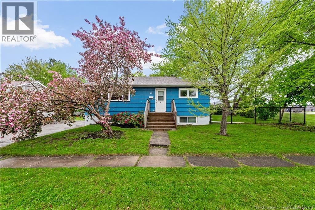 Property Photo:  82 Eighth Street  NB E1E 3E9 