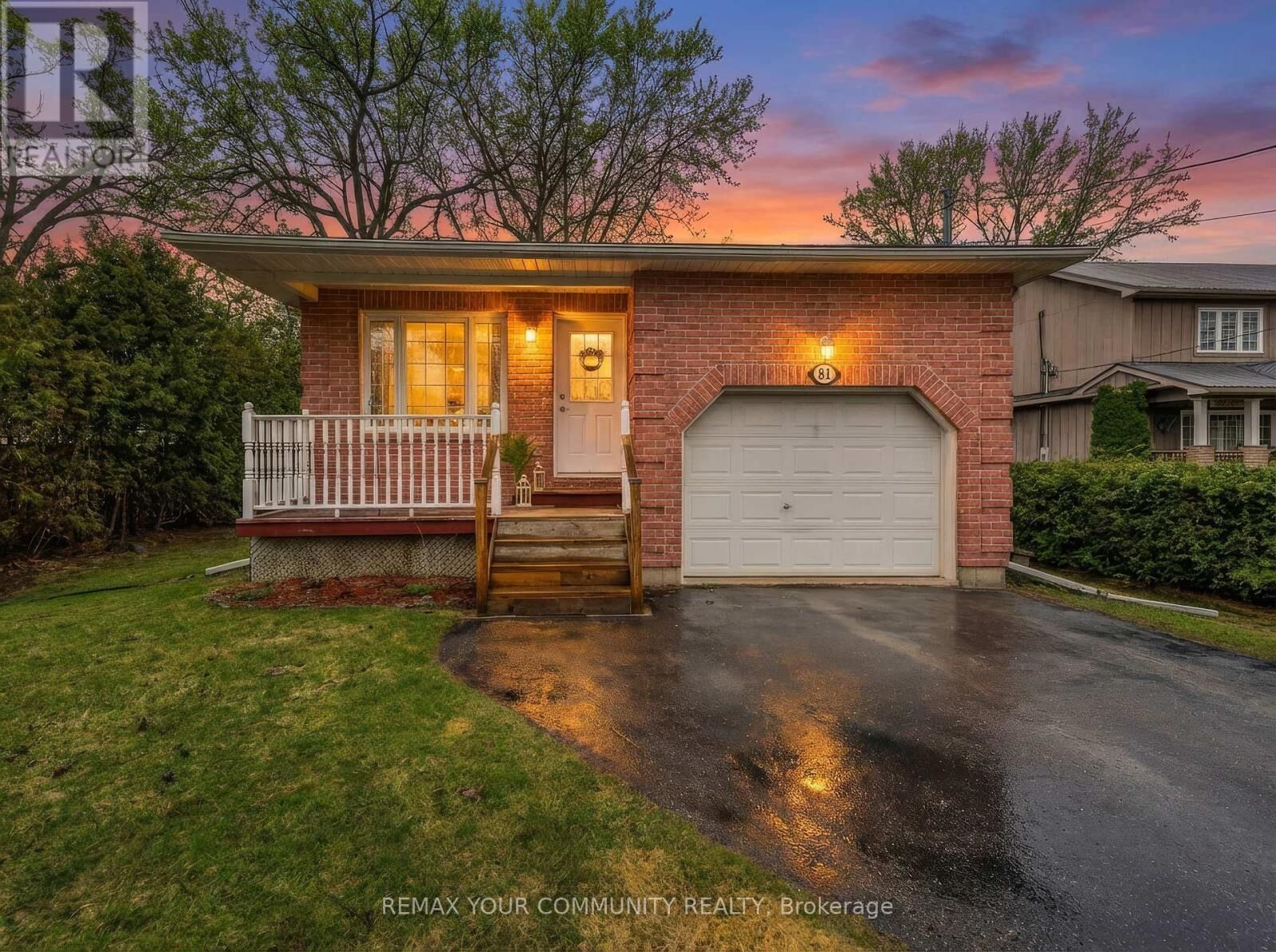 Property Photo:  81 Fairpark Lane  ON L0E 1R0 