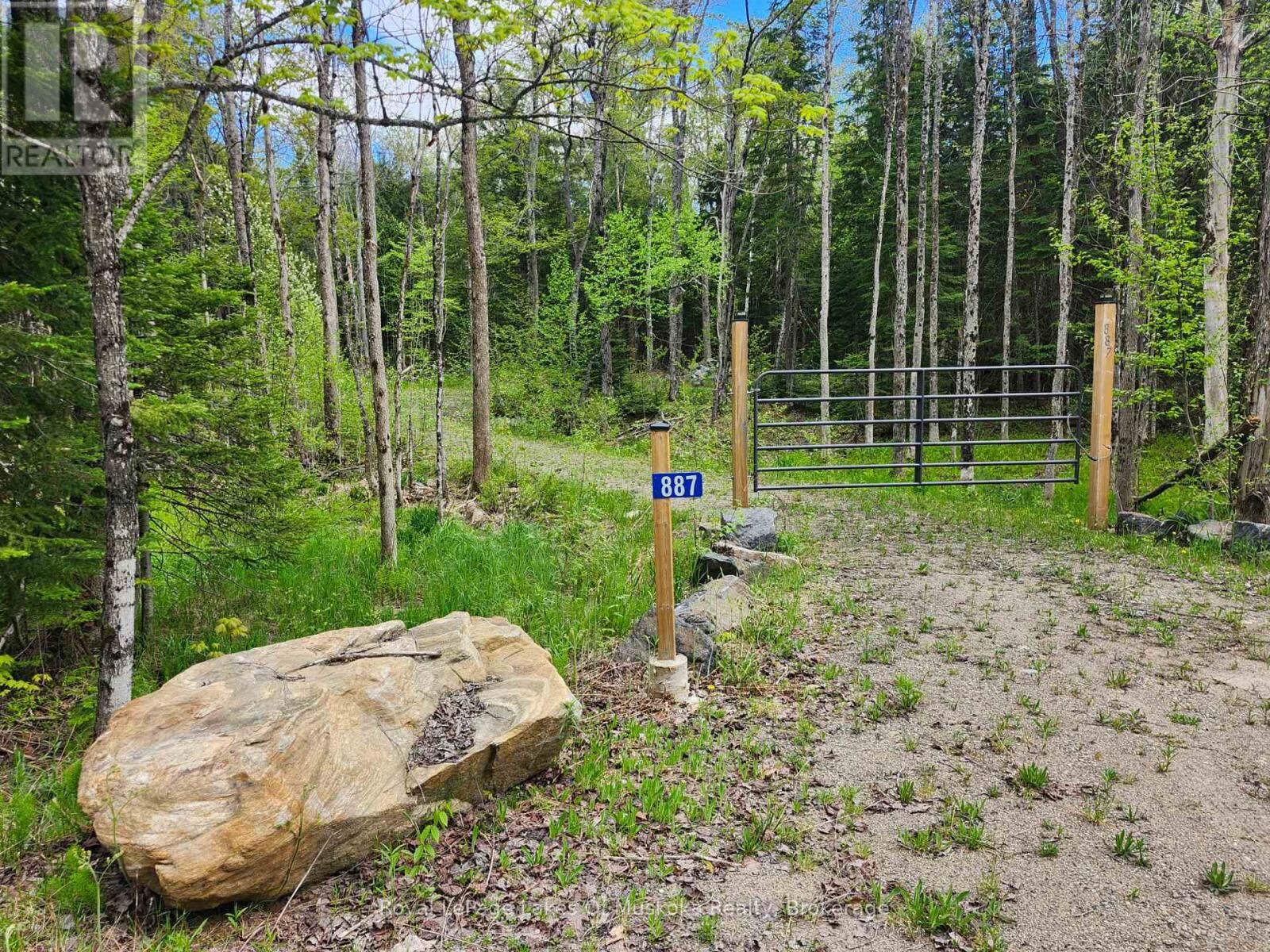 Property Photo:  887 Star Lake Road  ON P0A 1J0 