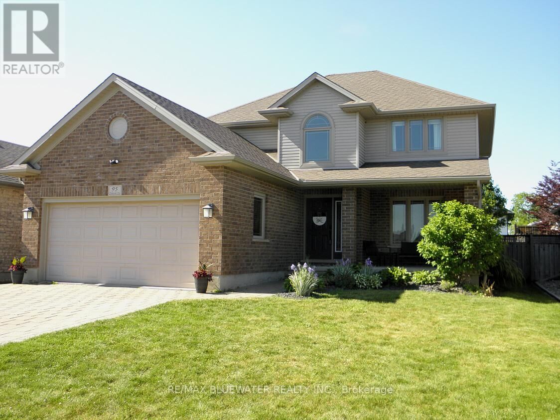Property Photo: 95 Deborah Drive ON N7G 4E1