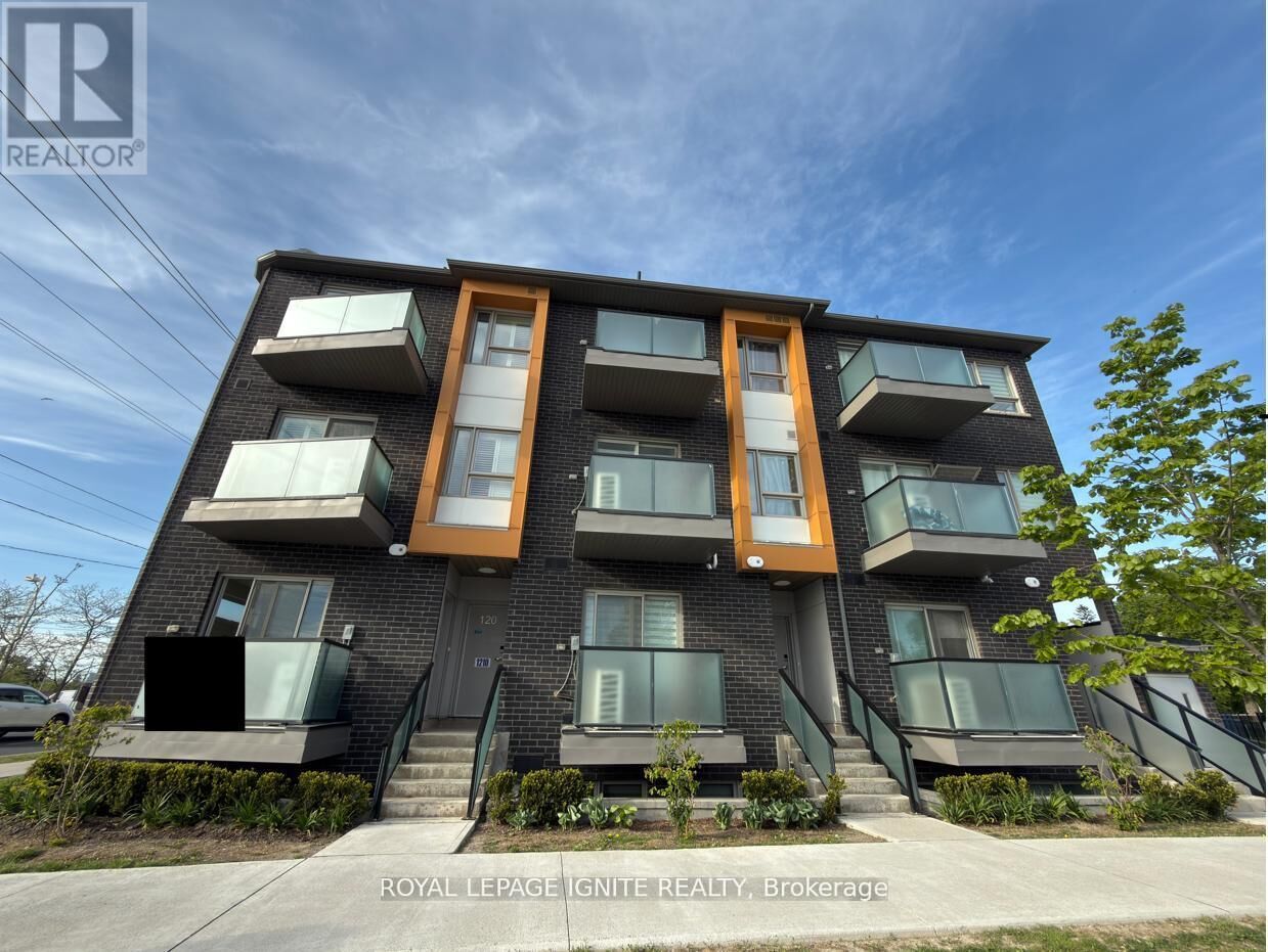 Property Photo:  1081 Danforth Road 119  ON M1J 0B2 