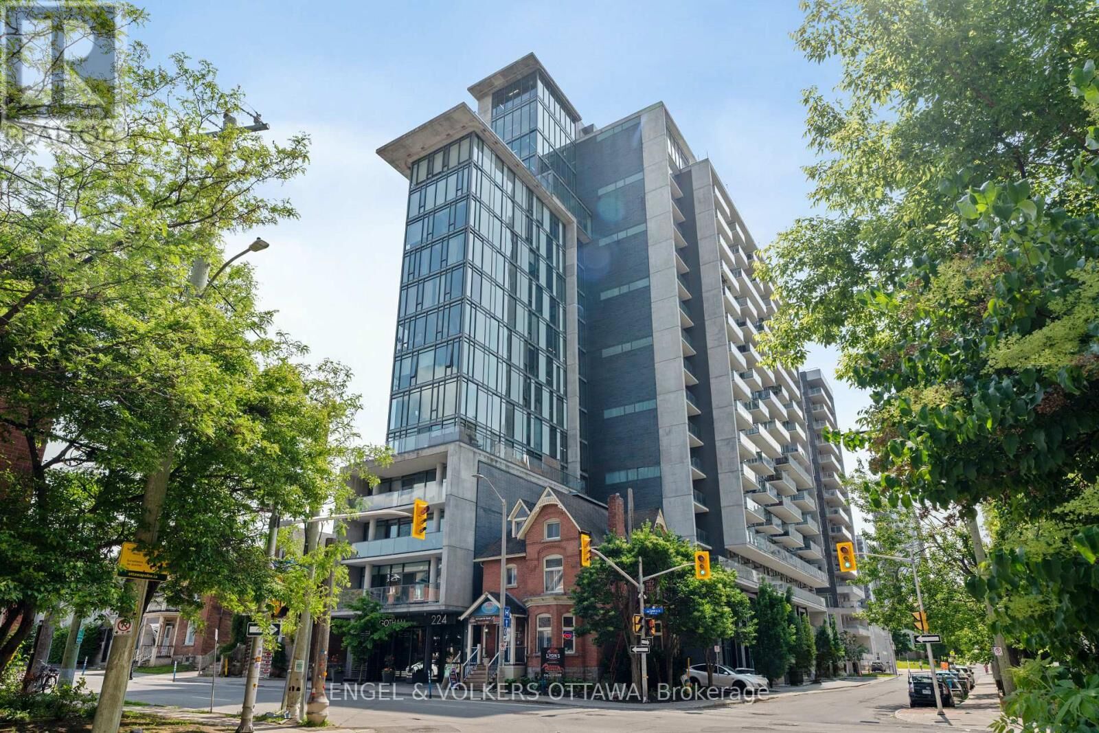 Property Photo:  224 Lyon Street North 1004  ON K1R 0C1 