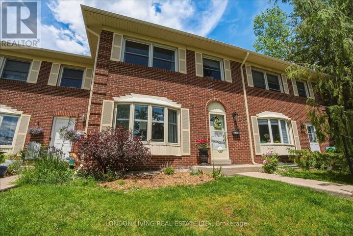 Property Photo:  388 Homestead Court 36  ON N6G 2E9 