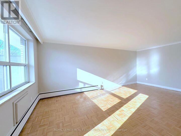 Property Photo:  276 St Clair Avenue West 208  ON M4V 1R9 