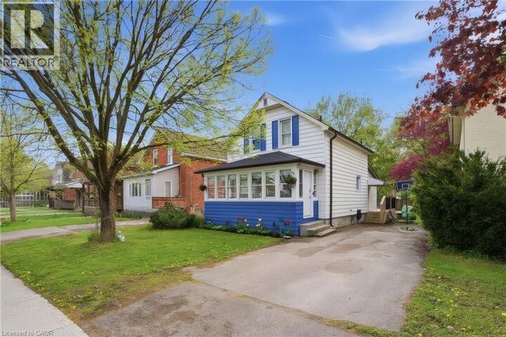 Property Photo:  572 Downie Street  ON N5A 1Y4 