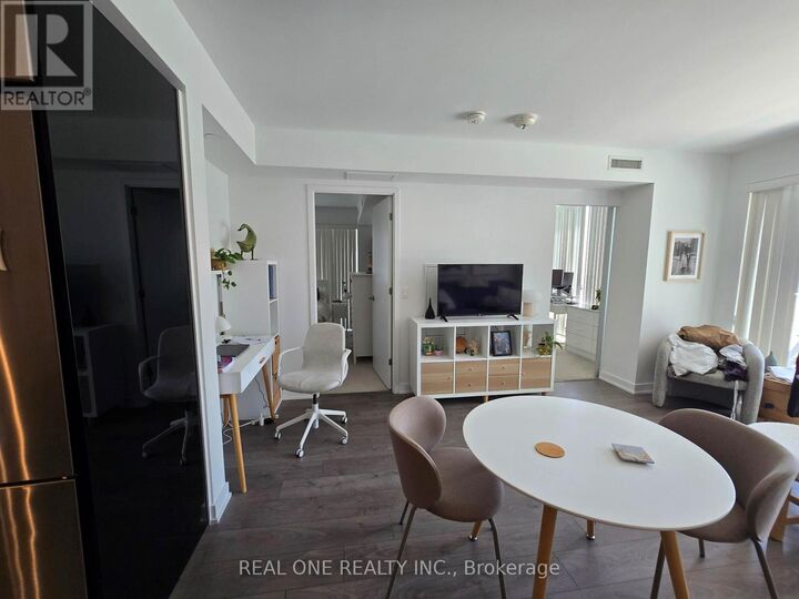 Property Photo:  501 Yonge Street 1109  ON M4Y 0G8 