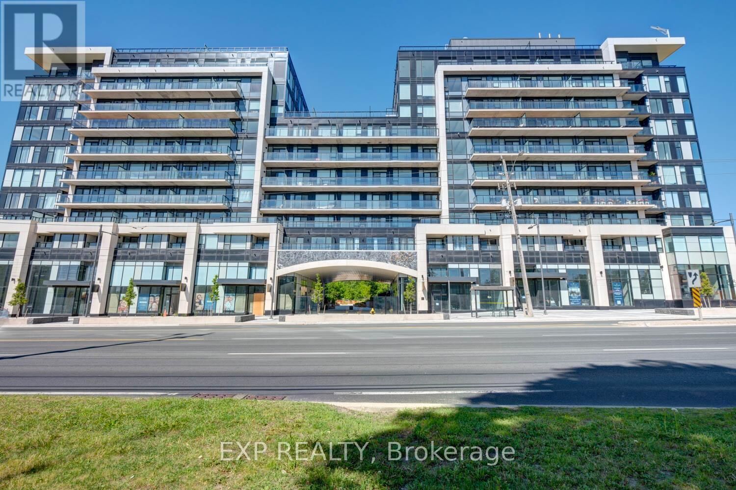 Property Photo:  8188 Yonge Street 401  ON L4J 0M2 