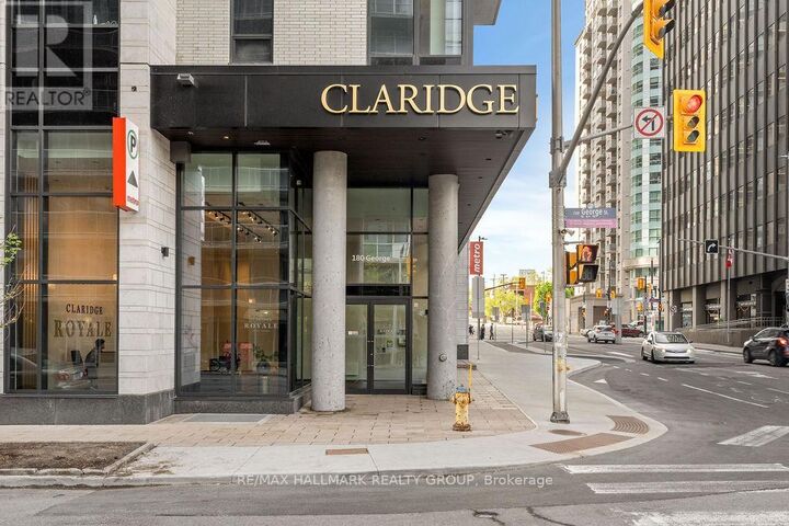 Property Photo:  180 George Street 2102  ON K1N 0G8 