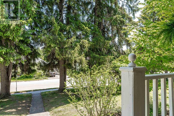 Property Photo:  232 Thomas Street  ON N4X 1C1 