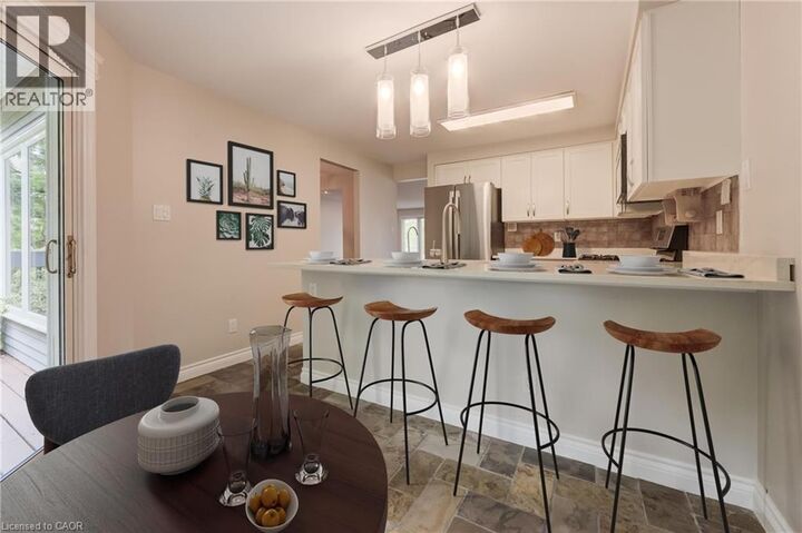 Property Photo:  220 Grand River Boulevard  ON N2A 3G8 
