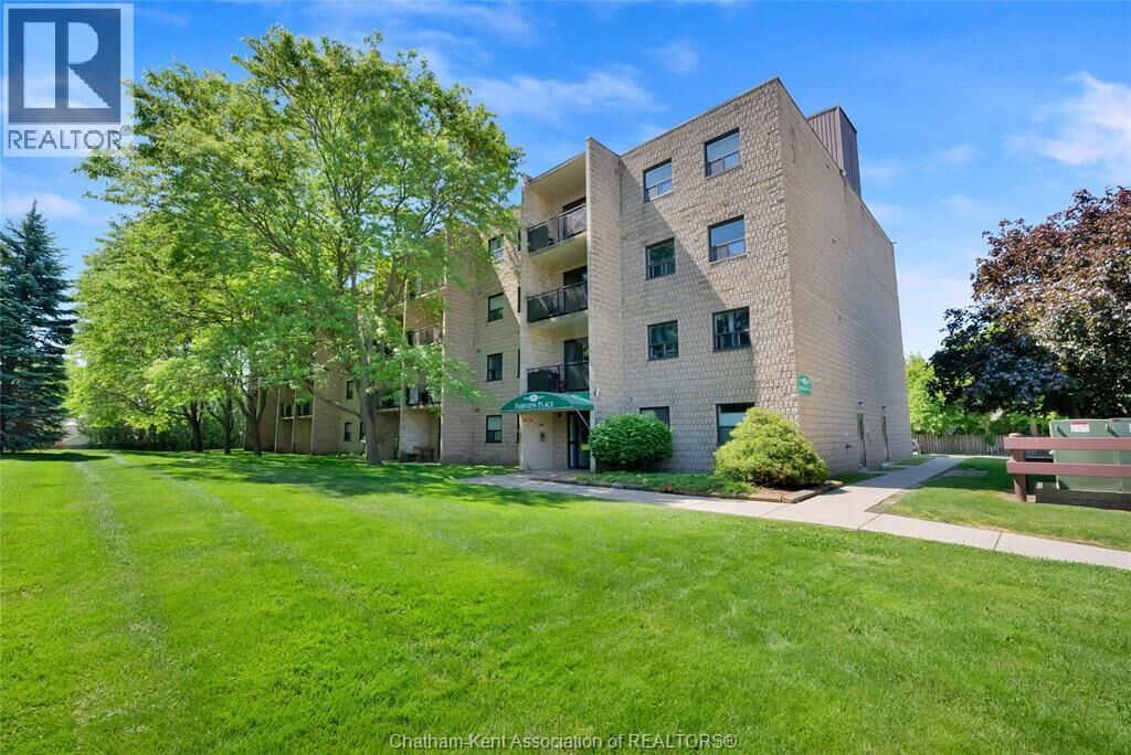 Property Photo:  130 Park Avenue East 408  ON N7M 3V6 