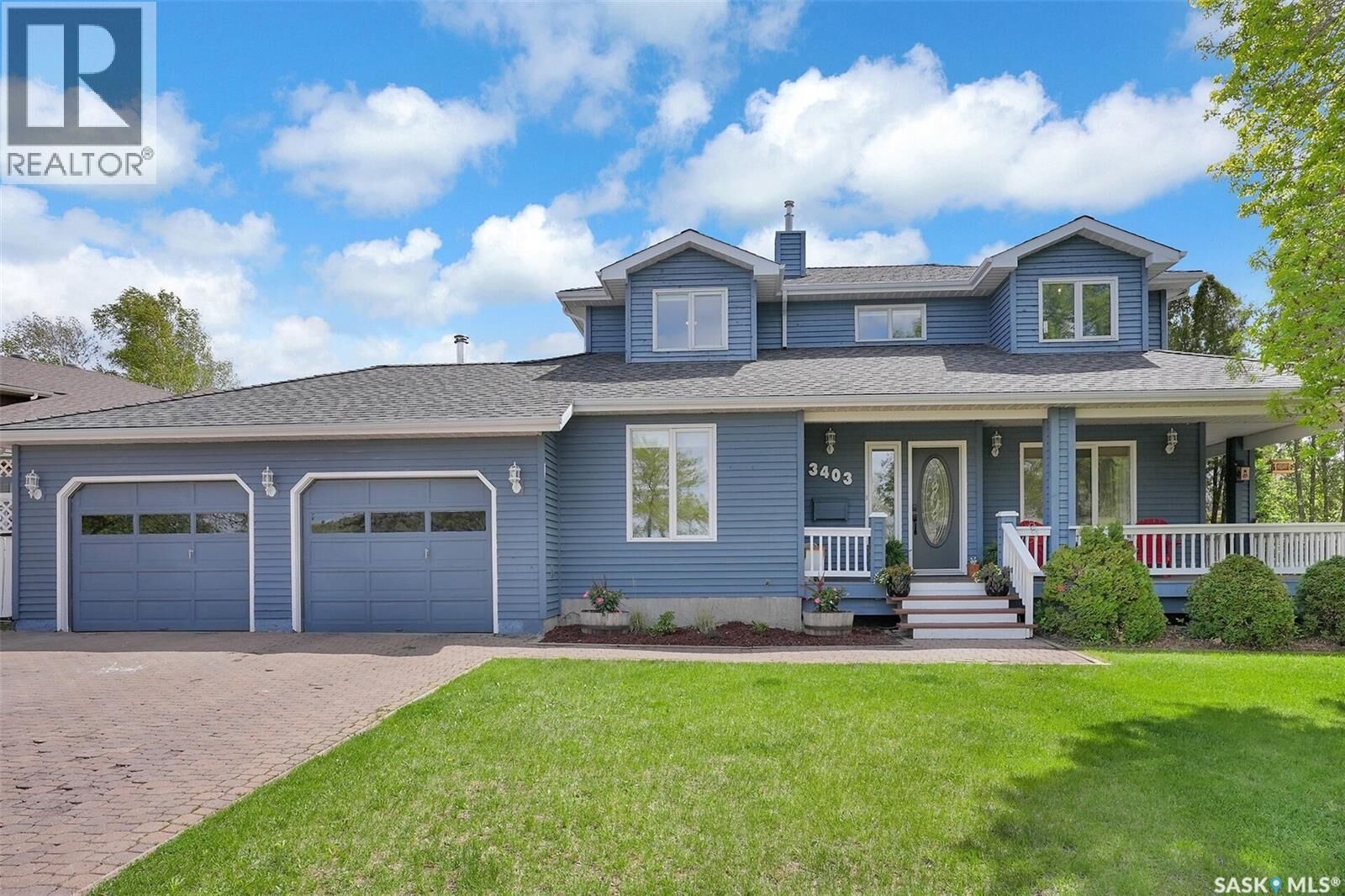 Property Photo:  3403 Edinburgh Drive  SK S4V 2H8 