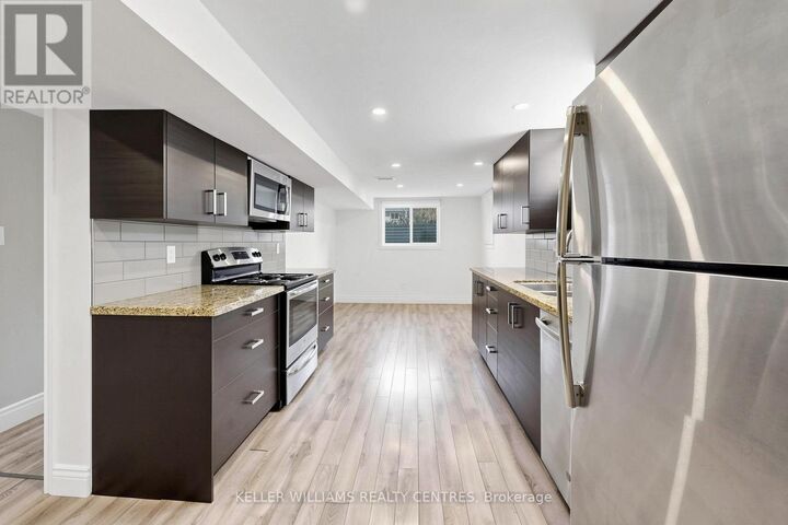 Property Photo:  807 Greenfield Crescent Lower  ON L3Y 3B2 