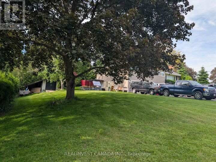 Property Photo:  918 Pinecrest Road  ON L1K 2B2 