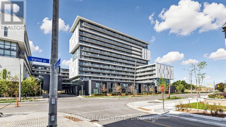 Property Photo:  120 Varna Drive 1207  ON M6A 0B3 