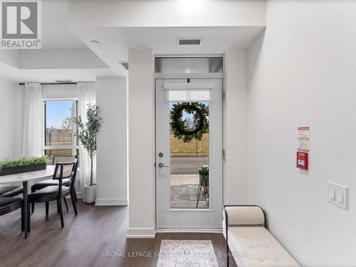 Property Photo:  251 Manitoba Street South 132  ON M8Y 0C7 