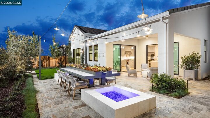 Property Photo: 3112 Phoenix Avenue CA 95377