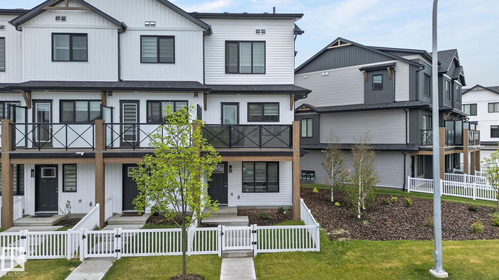 Photo de la propriété: 1025 Secord Promenade NW 44 AB T5T 7V4