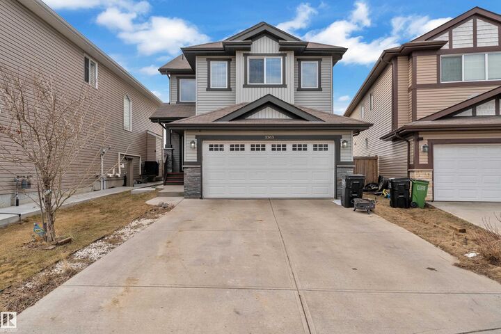 Property Photo:  3363 13 Ave NW  AB T6T 0Z4 