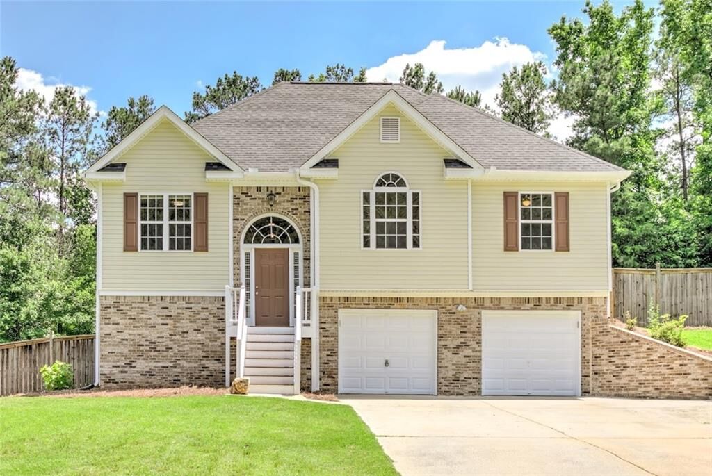 Property Photo:  62 Roundtree Court  GA 30132 