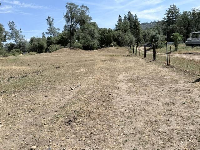 Property Photo: 58292 Road 225 CA 93643
