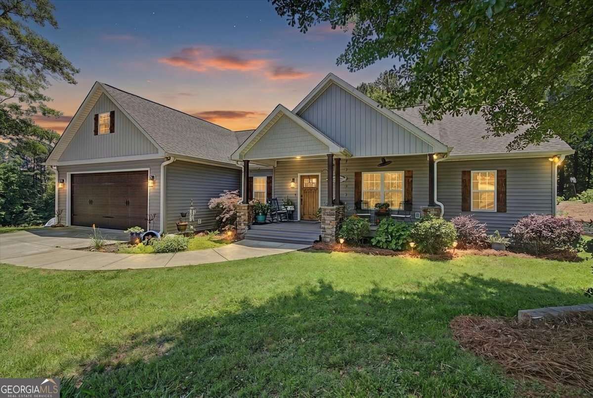 Property Photo: 111 Graham Road GA 30132