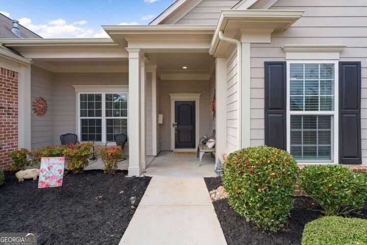 Property Photo:  113 Marigold Court  GA 30223 