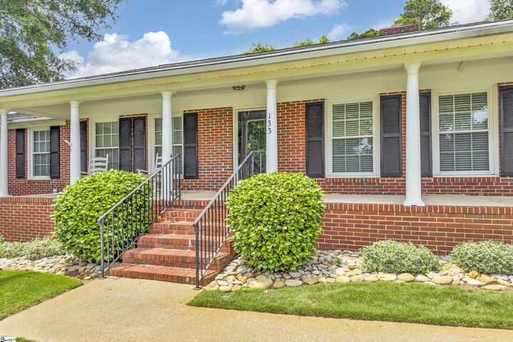 Property Photo: 133 Brookbend Road SC 29662
